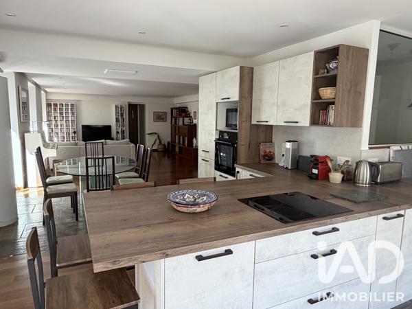 Appartement à vendre 4 pièces 148 m² Nîmes