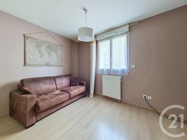 Appartement F3 à vendre  3 pièces - 67,30 m 2   PONT DE CHERUY  - 38