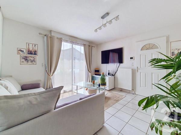 Appartement F3 à vendre  3 pièces - 67,30 m 2   PONT DE CHERUY  - 38