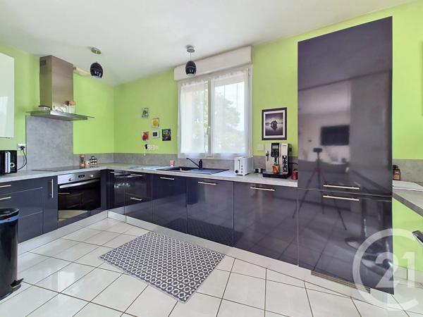Appartement F3 à vendre  3 pièces - 67,30 m 2   PONT DE CHERUY  - 38