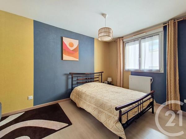 Appartement F3 à vendre  3 pièces - 67,30 m 2   PONT DE CHERUY  - 38