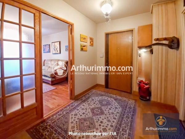 Vente Appartement 5 pièces 96 m2 à Saint-Pierre-du-Perray