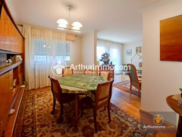 Vente Appartement 5 pièces 96 m2 à Saint-Pierre-du-Perray