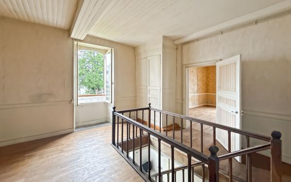 Maison à vendre    4 pièces •  Champagnac-de-Belair