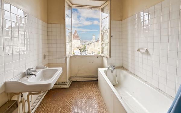 Maison à vendre    4 pièces •  Champagnac-de-Belair