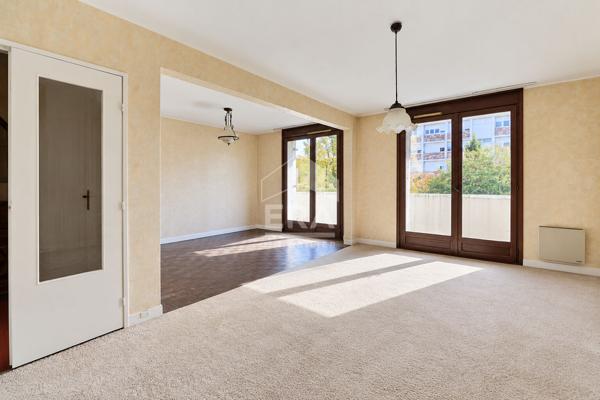 Saint-Denis ? Grand appartement familial de 99,75 m² avec balcon, parking et cave