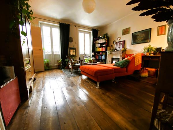 Dinan (22100) Charmante maison de caractère au cœur de Dinan – Investissement locatif idéal