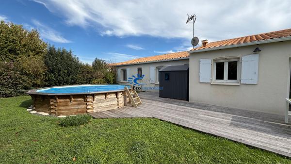 DOMPIERRE SUR MER MAISON DE PLAIN PIED 5 CHAMBRES JARDIN PISCINE ET GARAGE  Dompierre sur mer