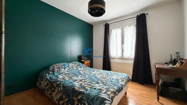 DOMPIERRE SUR MER MAISON DE PLAIN PIED 5 CHAMBRES JARDIN PISCINE ET GARAGE  Dompierre sur mer