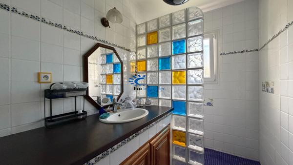 DOMPIERRE SUR MER MAISON DE PLAIN PIED 5 CHAMBRES JARDIN PISCINE ET GARAGE  Dompierre sur mer