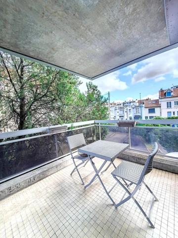 Appartement F3 à vendre  3 pièces - 72,92 m 2   CLERMONT FERRAND  - 63