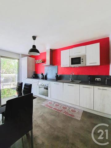 Appartement F3 à vendre  3 pièces - 72,92 m 2   CLERMONT FERRAND  - 63