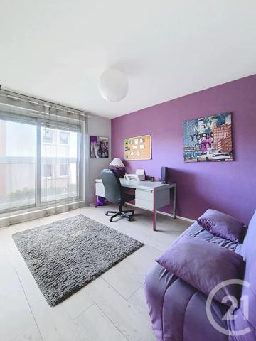 Appartement F3 à vendre  3 pièces - 72,92 m 2   CLERMONT FERRAND  - 63