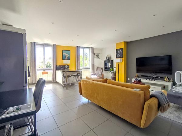 Appartement traversant Le Puy En Velay 3 pièces 74 m2