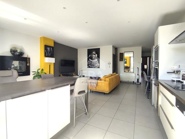 Appartement traversant Le Puy En Velay 3 pièces 74 m2