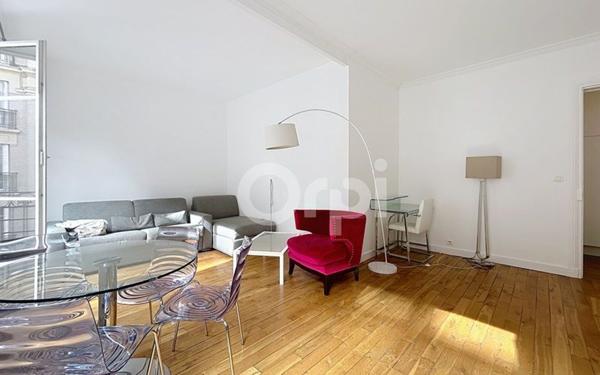 Appartement à vendre    3 pièces • 53 m2 Paris 15