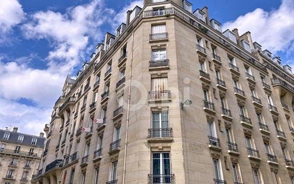 Appartement à vendre    3 pièces • 53 m2 Paris 15