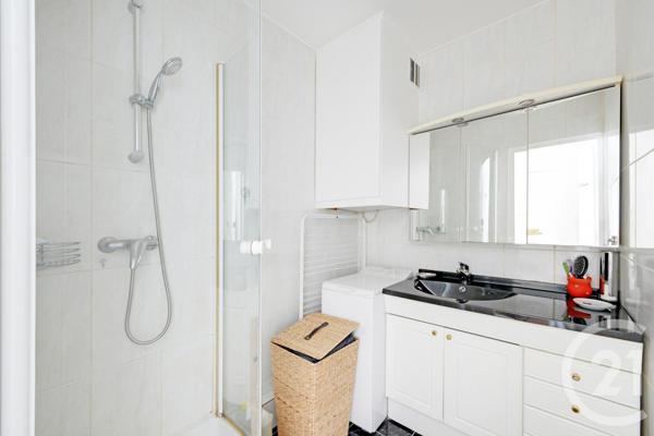 Appartement à vendre  2 pièces - 38,39 m2 PARIS - 75015