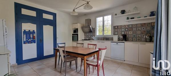 Maison 7 pièces de 165 m² à Prigonrieux (24130)