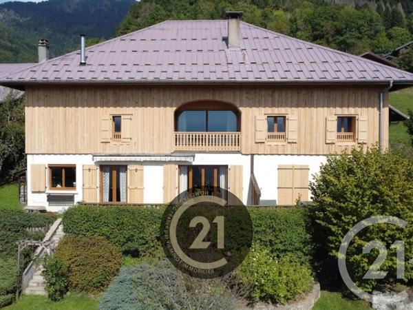 Maison à vendre  12 pièces - 265 m 2   TANINGES  - 74