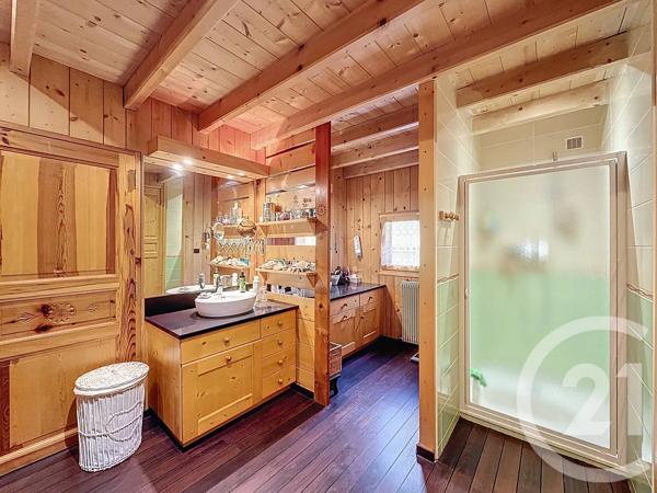 Maison à vendre  12 pièces - 265 m 2   TANINGES  - 74