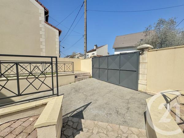 Maison à vendre  8 pièces - 230 m2 RIS ORANGIS - 91
