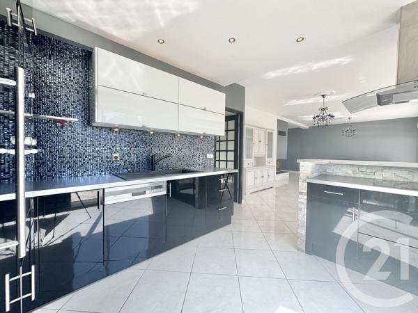 Maison à vendre  8 pièces - 230 m2 RIS ORANGIS - 91