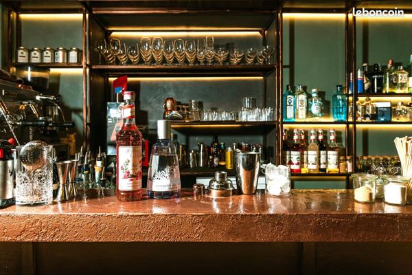 Fonds De Commerce - 102 m²