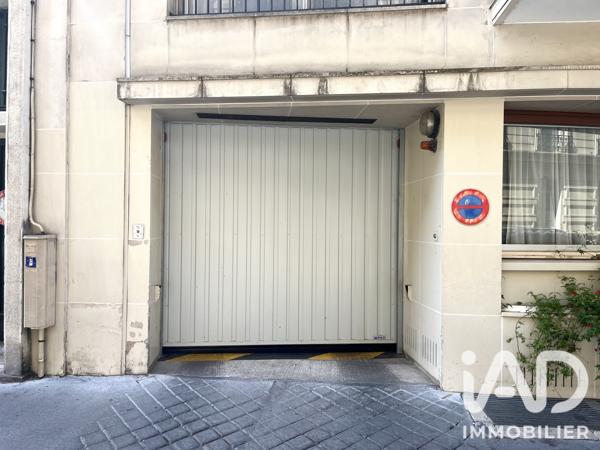 Parking à vendre 20 m² Paris 7