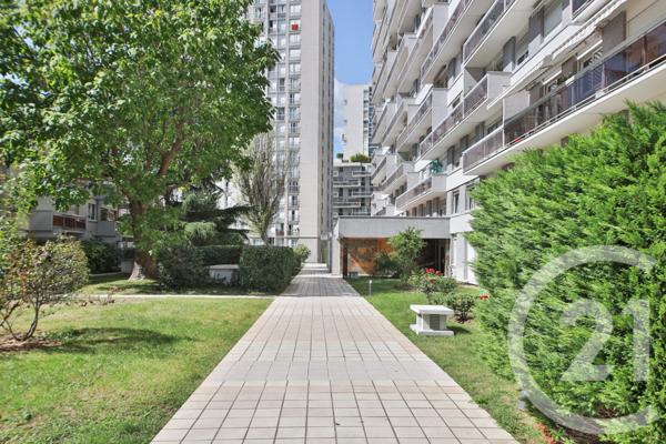 Appartement F4 à vendre  4 pièces - 90,55 m2 PARIS - 75014