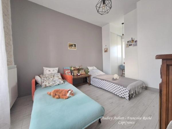 Maison à vendre 4 pièces SAINT JEAN D'ANGELY (17)