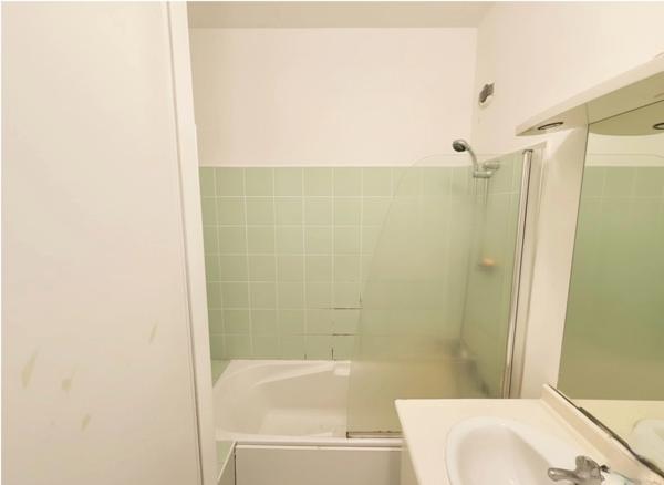 À vendre 3 pièces T3 Duplex avec Piscine + Parking – Résidence Les Jardins de la Roseraie – Saint-Denis 974