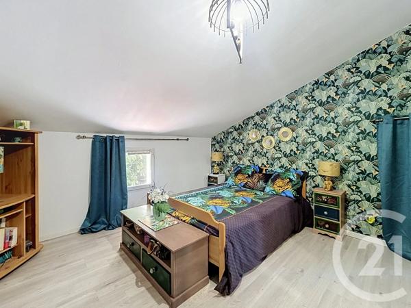 Maison à vendre  10 pièces - 305 m 2   MIRAMAS  - 13