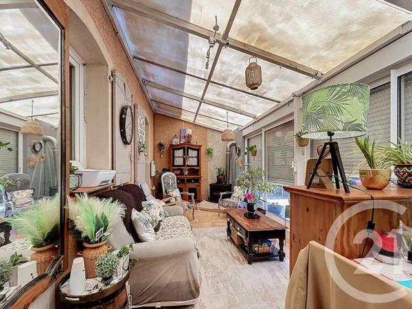 Maison à vendre  10 pièces - 305 m 2   MIRAMAS  - 13