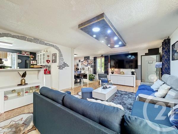 Maison à vendre  10 pièces - 305 m 2   MIRAMAS  - 13