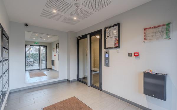 Appartement à vendre    3 pièces • 55,41 m2 Noisy-le-Grand