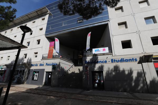 Montpellier (34000) Studio meublé Port Marianne