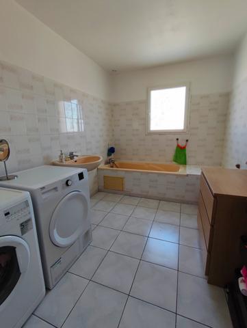 Saint-Génis-des-Fontaines (66740) Grande maison avec garage et vue sur les Albères