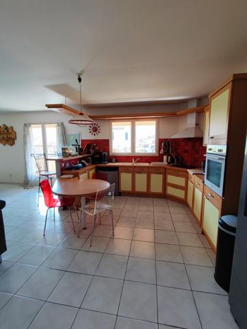 Saint-Génis-des-Fontaines (66740) Grande maison avec garage et vue sur les Albères