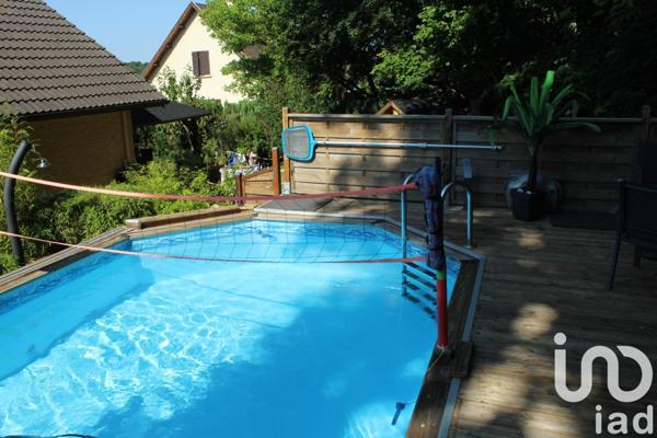 Pavillon 5 pièces de 111 m² à Neuilly-sur-Suize (52000)