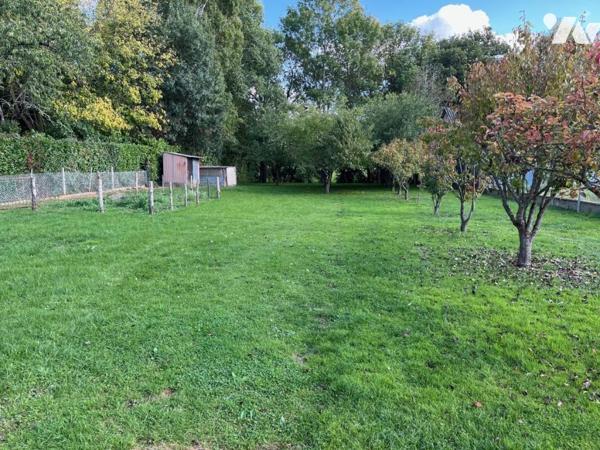 MONTBIZOT - Rare charmante maison ancienne centre bour et accès rivière