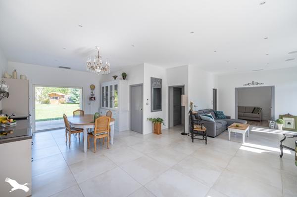 Maison à vendre |  Salles |  3 pièces | 100 m²