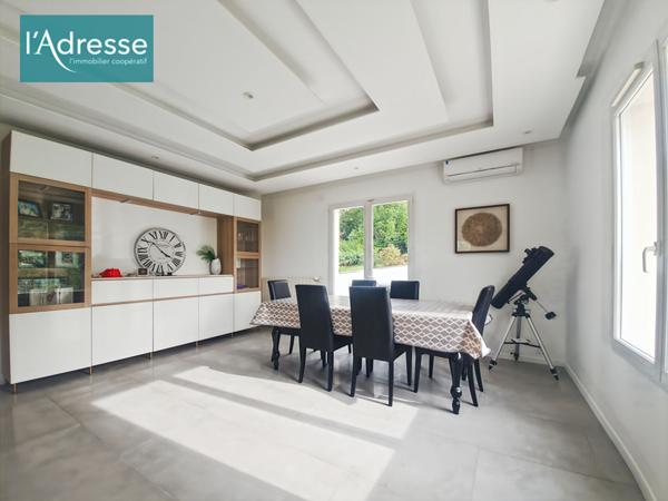 Maison Meulan En Yvelines 263 m², sous sol total, 1500 m² de parcelle