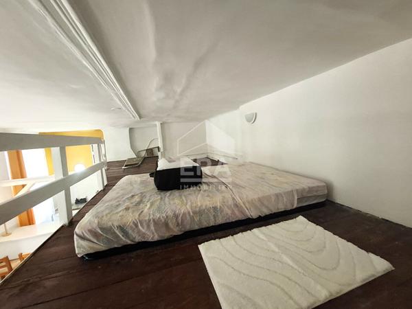 Appartement Marseille 1 pièce(s) 32 m2