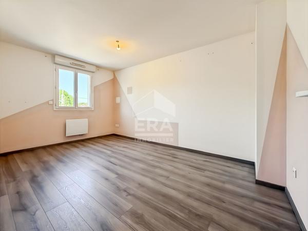 MAISON 6 PIÈCES 158 M2 ? SAINT FARGEAU PONTHIERRY, JARDIN SUD ET PRESTATIONS RÉCENTES