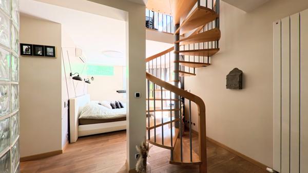 Maison 9 pièces - 215 m² Exclusivité efficity