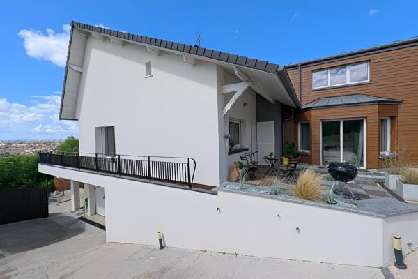 Maison 9 pièces - 215 m² Exclusivité efficity