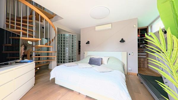 Maison 9 pièces - 215 m² Exclusivité efficity