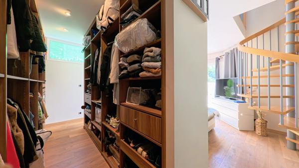 Maison 9 pièces - 215 m² Exclusivité efficity