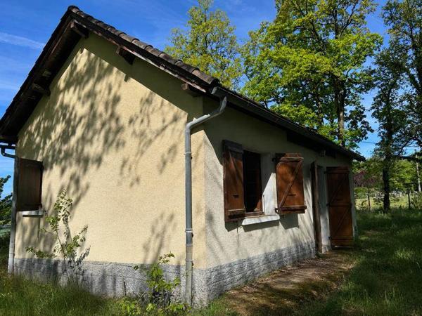 Maison à vendre |  Saint-Julien-Maumont |  3 pièces | 39,8 m²